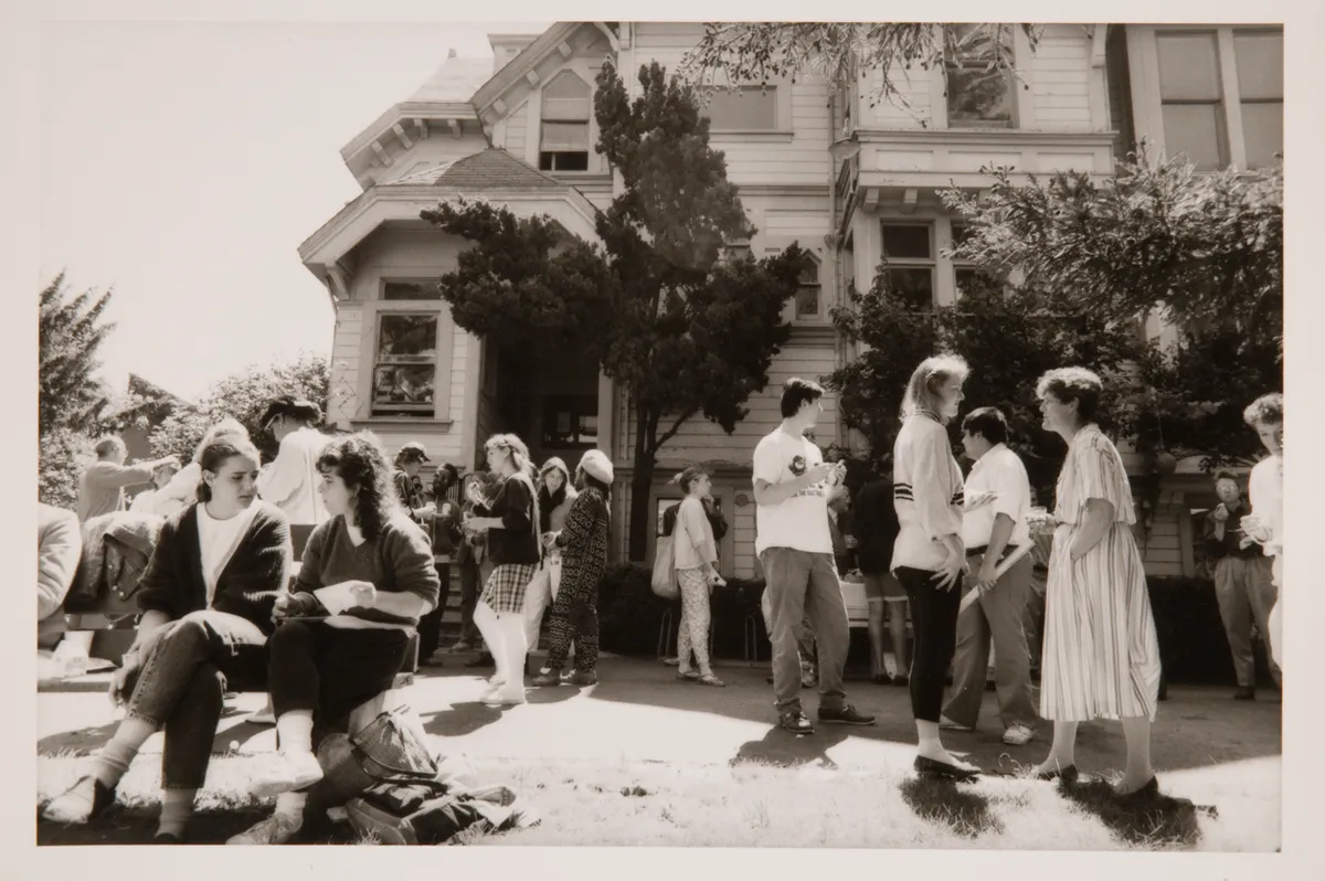 Mackey Hall, 1986